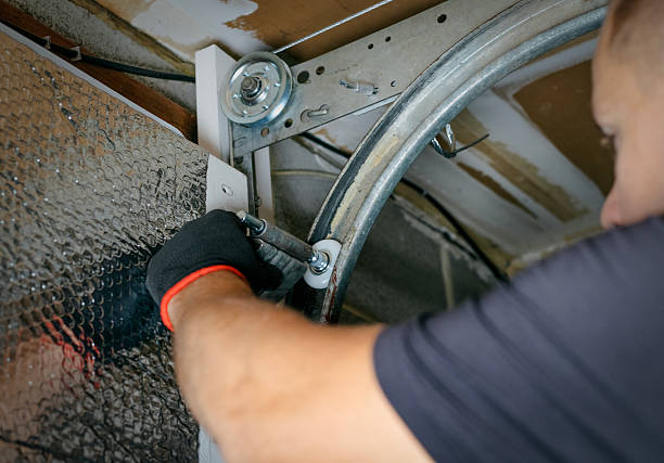 Affordable Garage Door Panel Replacement solutions in Agua Dulce, TX